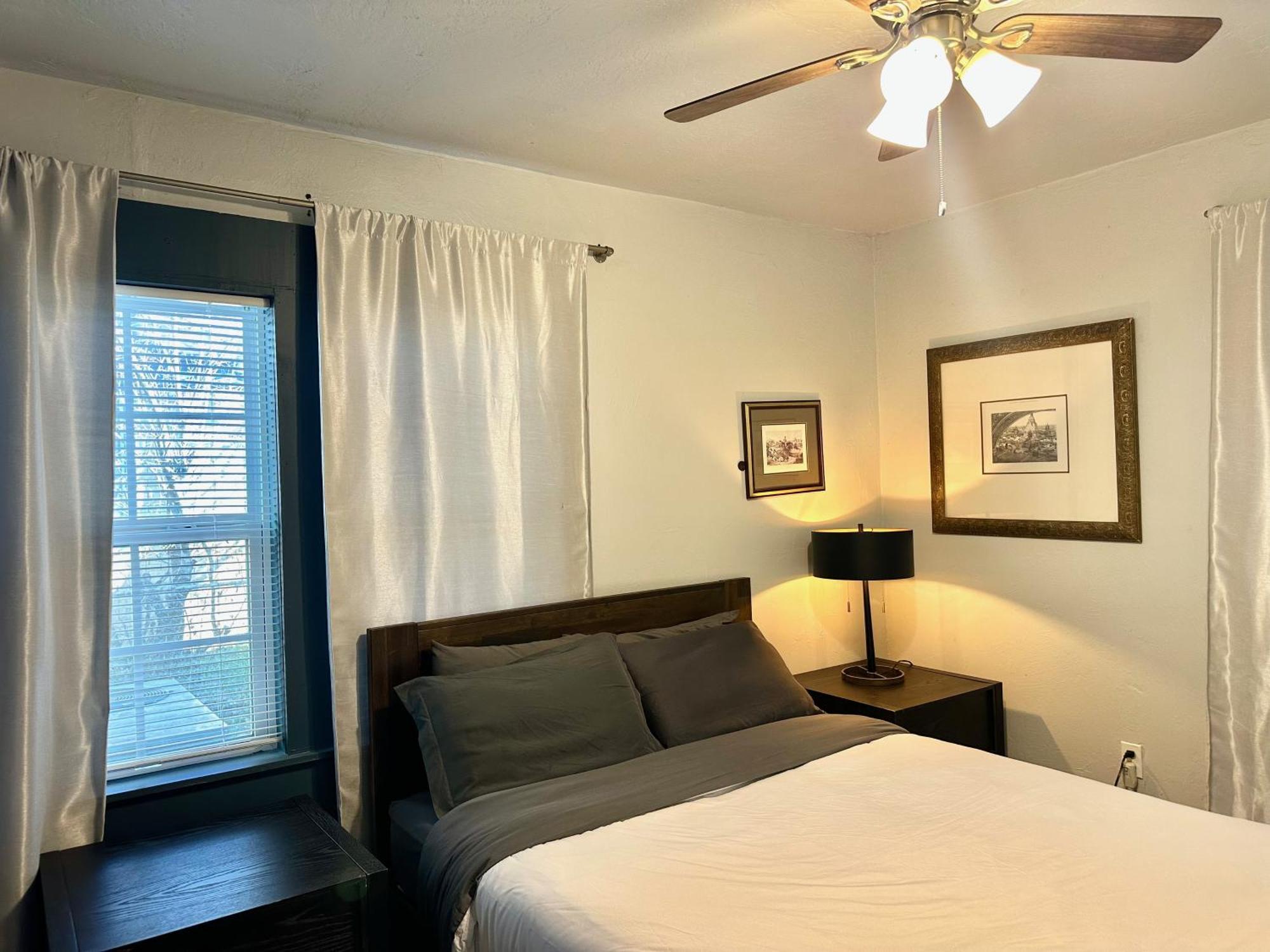 Cozy Winter Getaway With Garden 20-A Oklahoma City Exterior foto